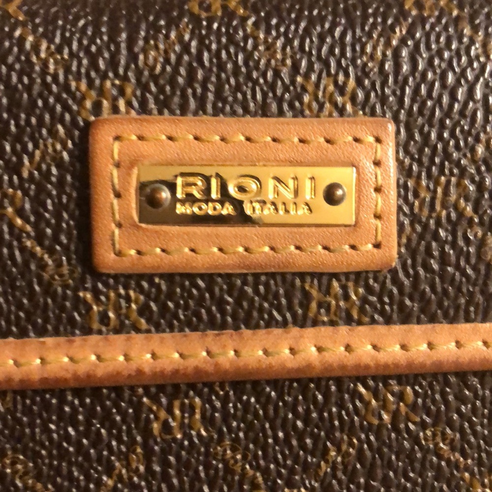 Authentic Rioni wallet gently used - Picture 3 of 6